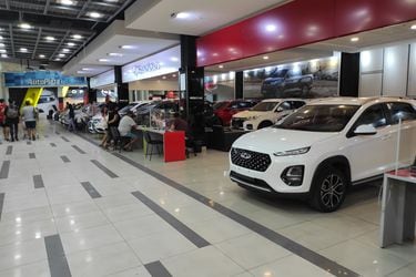 Crecimiento en las ventas de autos nuevos siguió desacelerándose en junio