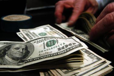 ¿Puede el dólar llegar a los $ 1.000 otra vez?: la visión de los analistas  tras el fuerte salto de la divisa