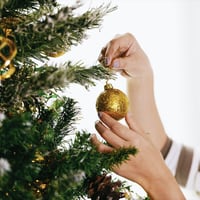 Cómo es el truco para guardar el árbol de Navidad sin desarmarlo
