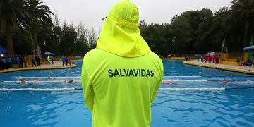 Inauguran la temporada de piscinas en la comuna de Santiago